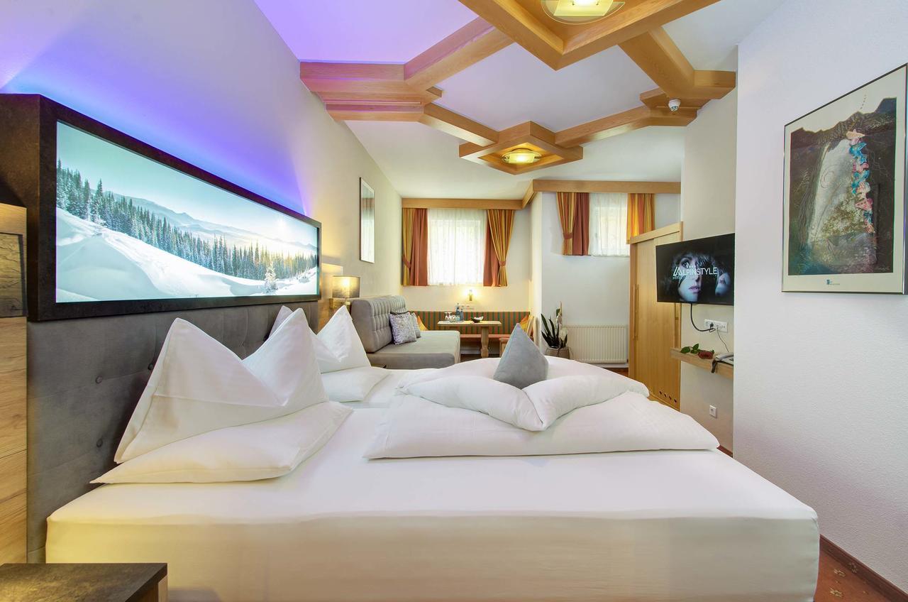 Alpinstyle Hotel Ischgl Exterior foto