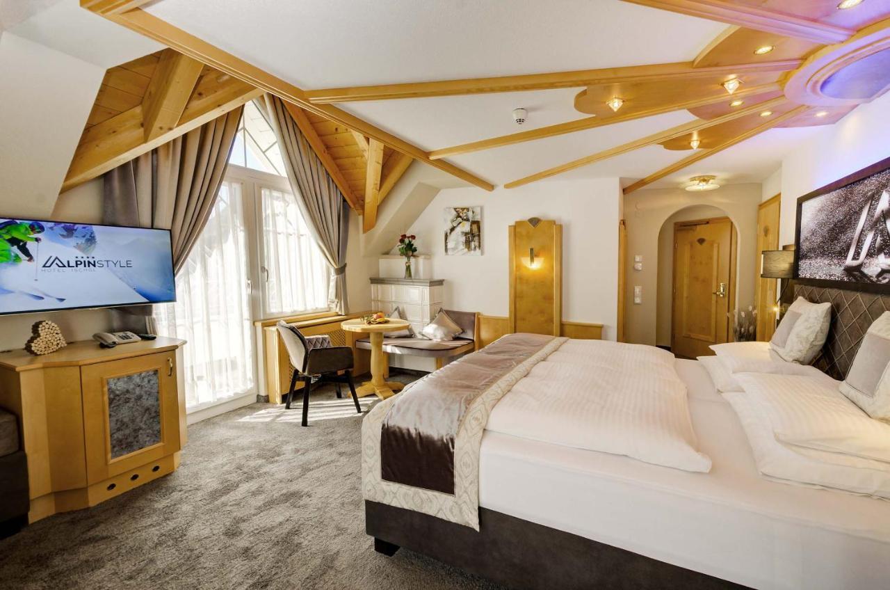 Alpinstyle Hotel Ischgl Exterior foto